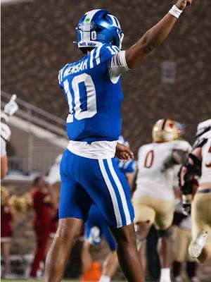 @darianmensah3 is that guy 👀