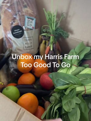 My freezer is overflowing with bread and I am not mad about it… @Too Good To Go @Harris Farm #toogoodtogo #harrisfarm #surprisebox #unboxing #toogoodtogoapp 