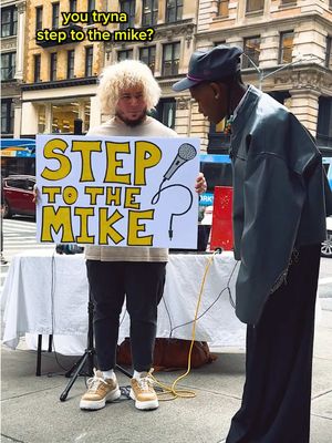 What’s better, the flow or the fit?? 🎶🔥 @TheARTI$T  #steptothemike #streetperformer #publicperformance #freestyle 