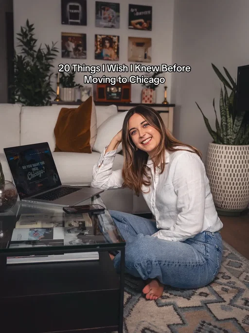 After living in Chicago for 7 years, here are the things I wish I knew before relocating (and so happy I live here ❤️) #chicagotiktok #chicagolife #chicagolifestyle #movingtochicago #chicagocontentcreator 