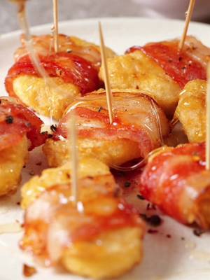 Try this honey bacon nugget hack for your next breakfast, made better with Tip-Top Chicken Nuggets!  #TipTopChicken #food #foodieph #EasyRecipe #yummy  @WIN 