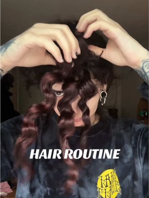 Тгк itsvisualnoise 🖤Доброе утро 🖤#curlyhair #curlyhairtutorial #hairtutorial #curlyhairroutine #hairroutine 