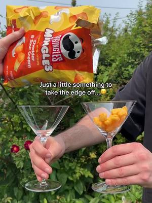 Pour it ➡️ cheers it.