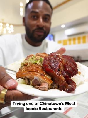 It’s been a long time coming but I finally got to try Great NY Noodle Town Good looks to the homie Cory for the assist! Can’t wait to come back and try some other dishes🙌🏾  #newyorkcity #noodles #chinatown #chinesefood #dumplings #nycfood #roastpork