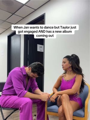 Can you blame me? 🤣 @Jan Ravnik @Dancing with the Stars #DWTS 