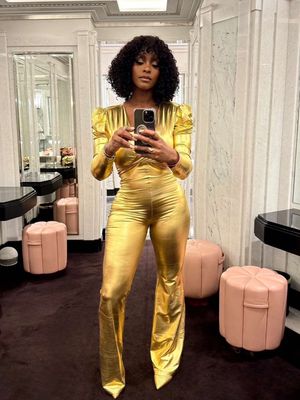 Had a great evening tonight at the Evamore music for cancer, founded by Prof Sir Chris Evans. The theme for the night was Studio 54 I think I nailed it. More pics and videos incoming.  #dionnesmith #evamore #claridges #london #studio54 