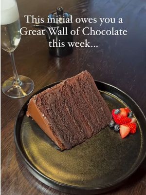 chocolate cake is a good idea no matter what season it is 🤭 #chocolatecake #pfchangs #falldesserts 