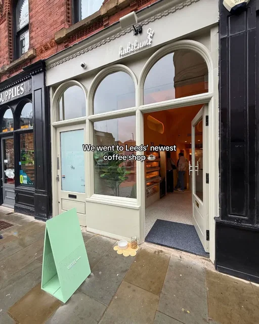 Habitum has swung open it's doors, and is ready to serve the people of Leeds their morning cuppas. Stop and smell the coffee beans, before ordering your go-to bev and picking up a pastry for the road. Fancy a free coffee? They're giving away 100 drinks – just get down there on Saturday 6th September! 📍 The Habitum, 9 Hunslet Road, Aire Park, Leeds, LS10 1JQ ✨ Grand opening | Saturday 6th September from 11am ⏰ Monday to Friday, 7am to 3pm | Saturday, 9am to 4pm | Sunday, 9am to 3pm #leeds #newopening #coffeeshop 