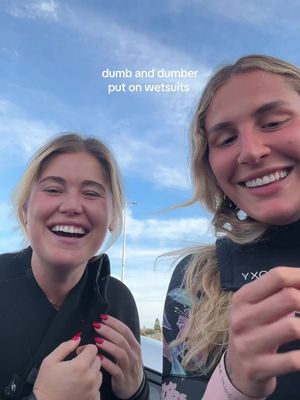 Us surfing really is just blind leading the blind #surfing #surftok #surfergirl #wetsuit #beginnersurfer 