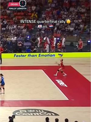 Japan going crazy in the quarterfinals! 🇯🇵😮‍💨#Volleyball #WWCH #japan #EletrifyingThailand #Thailand2025 