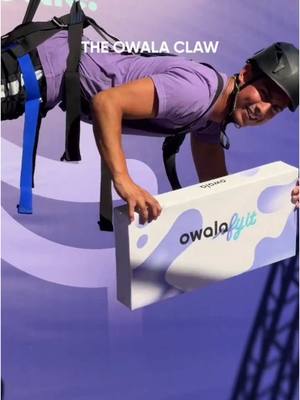 The (Owala) claw! 🫨 #owala #owalafyit #owalawaterbottle 