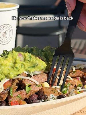 she's baaaaack 🤩 carne asada's here for the 4-peat & we need to know: what's ur goated way to order?