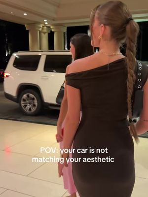 hot girls have foul cars <3  // credit/permission: @mel0701 #hotgirls #cars