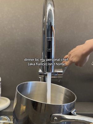 this is why I fell in love with a man who can cook