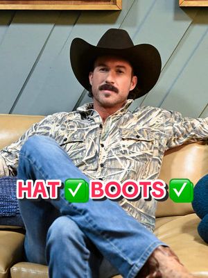 Hat ✅ Boots ✅ @Riley Green #FallonTonight #TonightShow #RileyGreen 