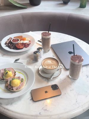 Friday: Breakfast at #TheAlanMCR #mcr #manchester #hotels #fyp 