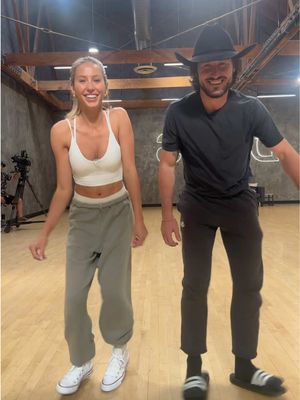 Deceivingly difficult move to get 🤣🤠@Alix Earle @Dancing with the Stars #DWTS 