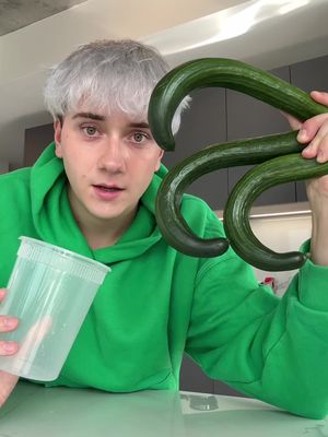 Reminder jalapeño popper cucumbers exist 🌶️