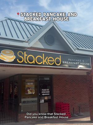Did you know we’re more than just breakfast 👀🍔  @maddi | food freedom  📍Stacked Pancake & Breakfast House, 17480 Yonge St. Newmarket, ON.  #StackedPancakeHouse #fyp #restaurant #canadian 