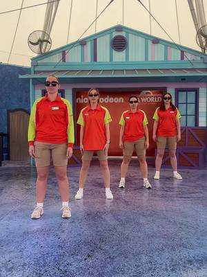 Rolling into #seaworldaus with the Nick Crew, who else is joining us today? 💙🧡