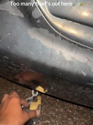 Left the car for 3 days and this what I find ⁉️🤦🏽‍♂️🥀⛓️‍💥🔒 #ChainedCar #StolenCar #Bumper #Vacation #Flood 