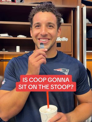 is coop gonna sit on the stoop❓@obrienbois we’ll be here waiting ‼️ #patriots 