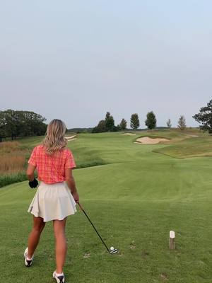 Golf Swing is feeling good!!!! 159 yards to the pin.. what did I hit??  #golfgirl #golfswing #golflife