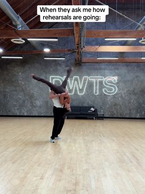 I think @Jan Ravnik is forgetting I just had a baby 🤣💀 @Dancing with the Stars #DWTS 
