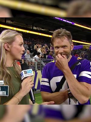 Notable UW alum AND college football commentator, Joel McHale 😂
