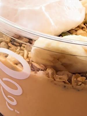 have you ever wondered what pumpkin pie would taste like if it was a smoothie bowl? probably not, but you'll want one now!!!