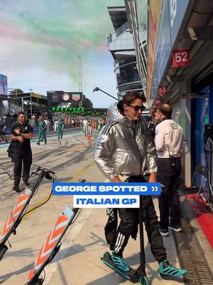 Must of been looking for Alex 🤷‍♂️ #f1 #f1tiktok #italiangp #alexalbon #georgerussell 