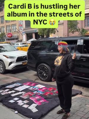 Cardi B went back to her NYC roots by hustling her album in the streets 😭 Y’all rocking with Cardi’s promo strategy⁉️