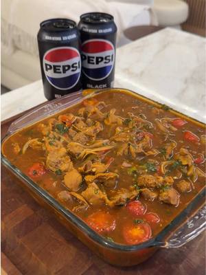 Moela no rolê? Aqui é assim: seu rango, suas regras 🍴🔥 E pra sede? Só PEPSI® BLACK bem gelada.  @Marcos Paulo #TomaEssa #SeuRangoSuasRegras *publicidade