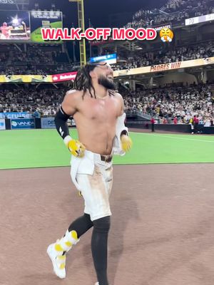 El Niño 🫶🏼 #WalkOff #Padres #SanDiego #Win #MLB 