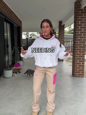 You guys have SWAMPED the sign ups (love you all so much!)  So we'll be closing them in 24hrs. If you haven't already get in while it's still open, so you don't miss out!! #tradiechicks #sitelife #workwearstyle 