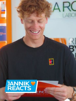 We know how @Jannik Sinner reacts to tough rallies 🎾 but what about to your funny comments? Hint: still with that same energy that makes us proud every time! 🧡 #larocheposay #anthelios #sunscreen #suncare #tennis 