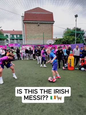 Straight outta Dublin with the skills to match the GOAT ☘️✨ - the Irish Messi showed us exactly what the street ballers in Dublin brought to the show. Directo desde Dublín con las skills para estar a la altura del GOAT ☘️✨ - el Messi irlandés nos mostró exactamente lo que los street ballers de Dublín trajeron al show. #1V1WorldCrown #MasbyMessi1V1 #Ireland #Dublin #Football #1v1 #Baller #Messi 