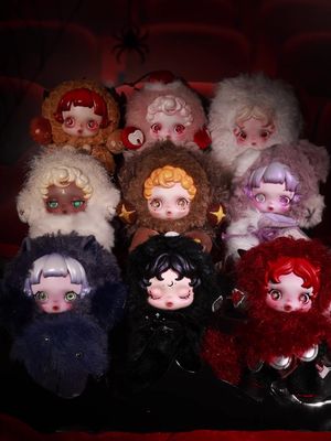 Unboxing the new SKULLPANDA series! Which one’s your fave? 🖤 #POPMART #skullpanda #arttoy #blindbox #doll #plush
