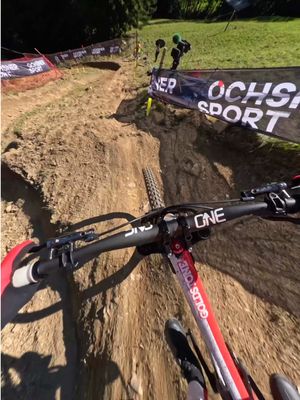 when speed meets precision 🎯💨  @Jackson Goldstone secures Elite World Champ status 🏆 #downhillmtb #bikelife #downhillmountainbiking #mountainbiking #pov 