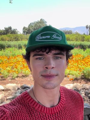 shop the collab. the limited edition sweetgreen x @Nicolas Vansteenberghe grown good trucker hat is available now at the link in bio. each purchase benefits the Diabetes Research Institute Fund, whose mission is to cure diabetes through developing a biological cure.