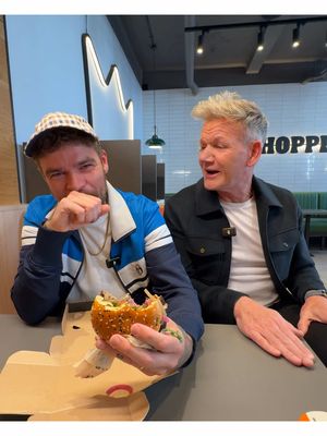 I was invited by Burger King to be the first to try of their brand-new burger. It’s called ‘The Wagyu’. 100% British wagyu beef, crispy onions, pickled onions and caramelised onions, caramelised onion mayo and rocket in a sesame bun. Burger King The Wagyu, backed by Gordon Ramsay. Available in stores now. #burger #onlyscrans #gordonramsay 