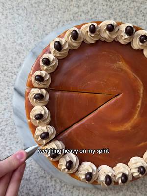 CARAMEL PUMPKIN SPICE LATTE CAKE
