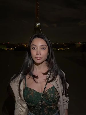 منطقی بود. برو لا لنگ خودش. 