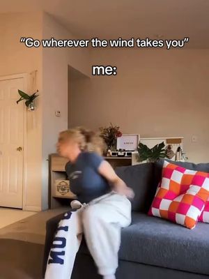 the wind is taking my ass right to the PC 😹 @blissfulreina #egirlgamelancer #egirl #egirltiktok #egirlfyp #gaming #gamer #gamelancer #fypviral #fyptiktok #egirlstyle