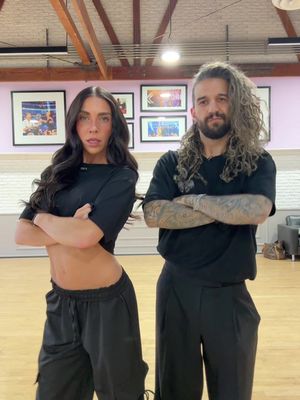 I knew @Mark Ballas would not disappoint with his commitment level hahahahahahha  #fyp #viral #DWTS #trend 