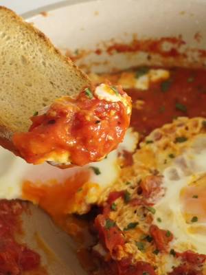 Made myself a simple shakshuka this morning 🍅 Recipe: Fresh cherries tomato, tomato paste, black pepper, oregano, salt 2 eggs, 4 sourdough  Cook until the tomato is soften add a little bit of water then seasonings 🧂 then crack two egg and simmer it  Enjoy with crispy sourdough 🇫🇷 😘  Need a new pan 🤣any suggestion that won’t burnt or turn black? 