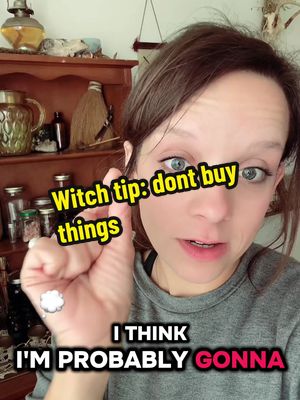 Here’s a quick witch tip for anybody else needing to talk about something different for like 5 minutes to fend off the nihilism. . . . . . #witchtip #folkmagic #greenwitch 