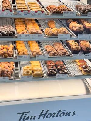 Have you checked out the newly renovated Timmies on campus yet?🍩 It's the perfect spot for your coffee fix between classes☕️ --- Avez-vous déjà visité le Timmies récemment rénové sur le campus ?🍩 C'est l'endroit idéal pour prendre un café entre deux cours☕️