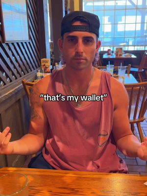 Super cool of him #fyp #tiktok #funny #wallet #pay  @Tanner Thomas 