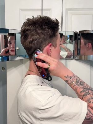 If you cut your own hair at home you actually need this #selfhaircut #shorthair #shorthairstyles 